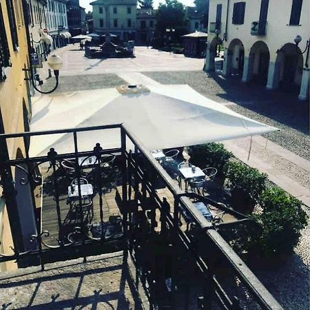 Green Appartamenti I Portici Nel Centro Storico Melzo Exteriör bild