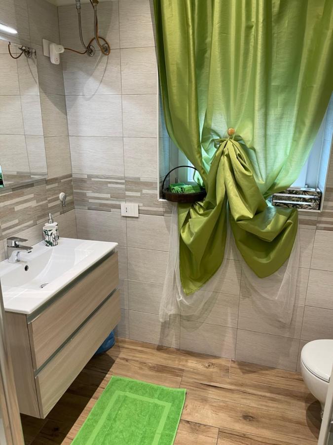 Green Appartamenti I Portici Nel Centro Storico Melzo Exteriör bild